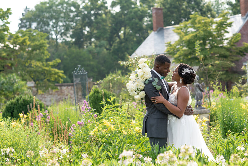 wedding photography in garden