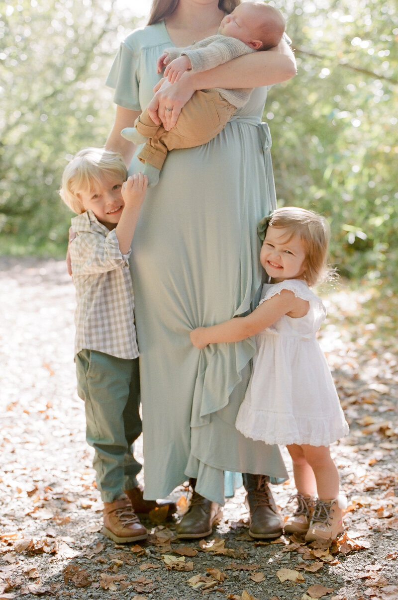 Kuehn Family - 2021 Fall Mini Session - Kerry Jeanne Photography (16 of 61)