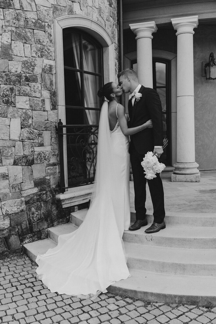 chateau-de-harpe-weddings-howie-photography-45