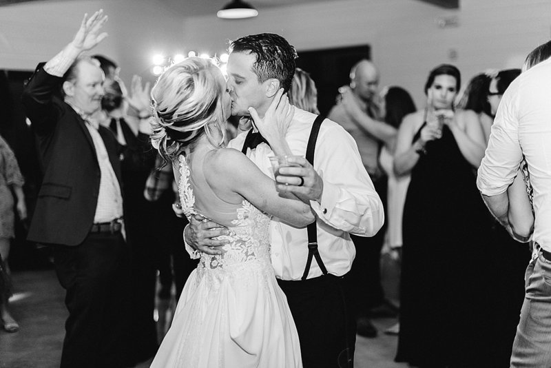 Bloomington_Indiana_The_Wilds_Wedding_Event_Chic_Barn_Weddings_288