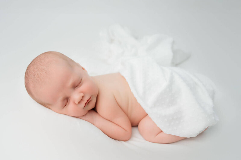 ARP NEWBORN STUDIO POSED EVERLY 21