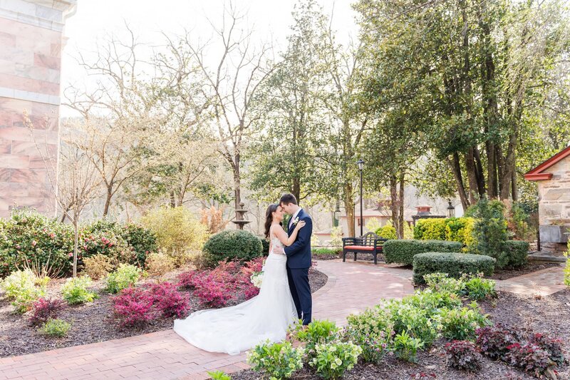 Bride and groom at Swan Lake overlook, Dawsonville, Georgia