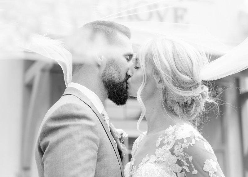 Briar-Barn-Inn-wedding-Kelly-Pomeroy-Photography-0200