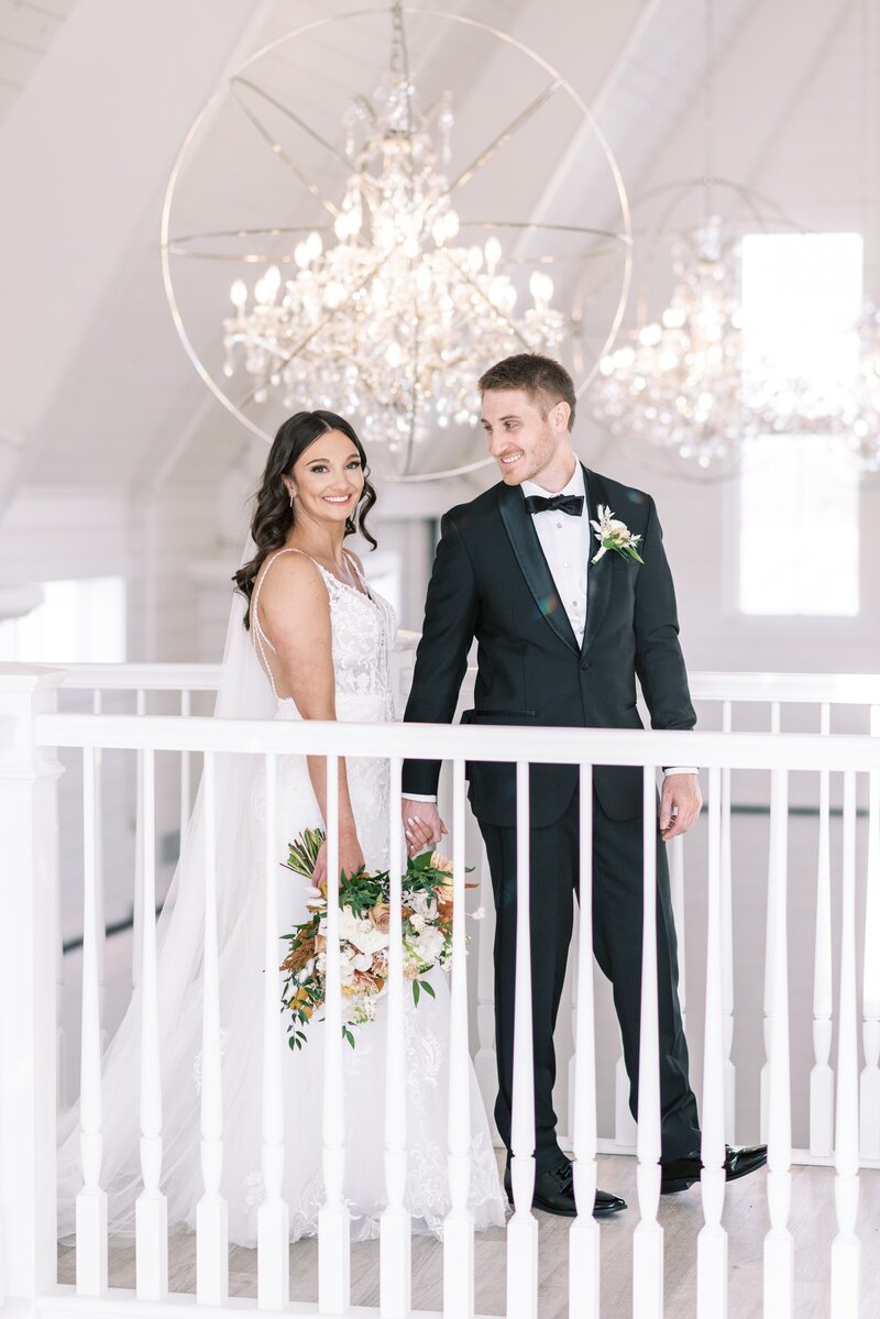 Hebron-IL-Providence-Vineyard-fall-wedding-3