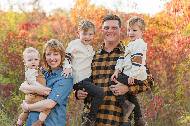 2024-krystal-moore-photography-moose-jaw-fall-family-wakamow-4