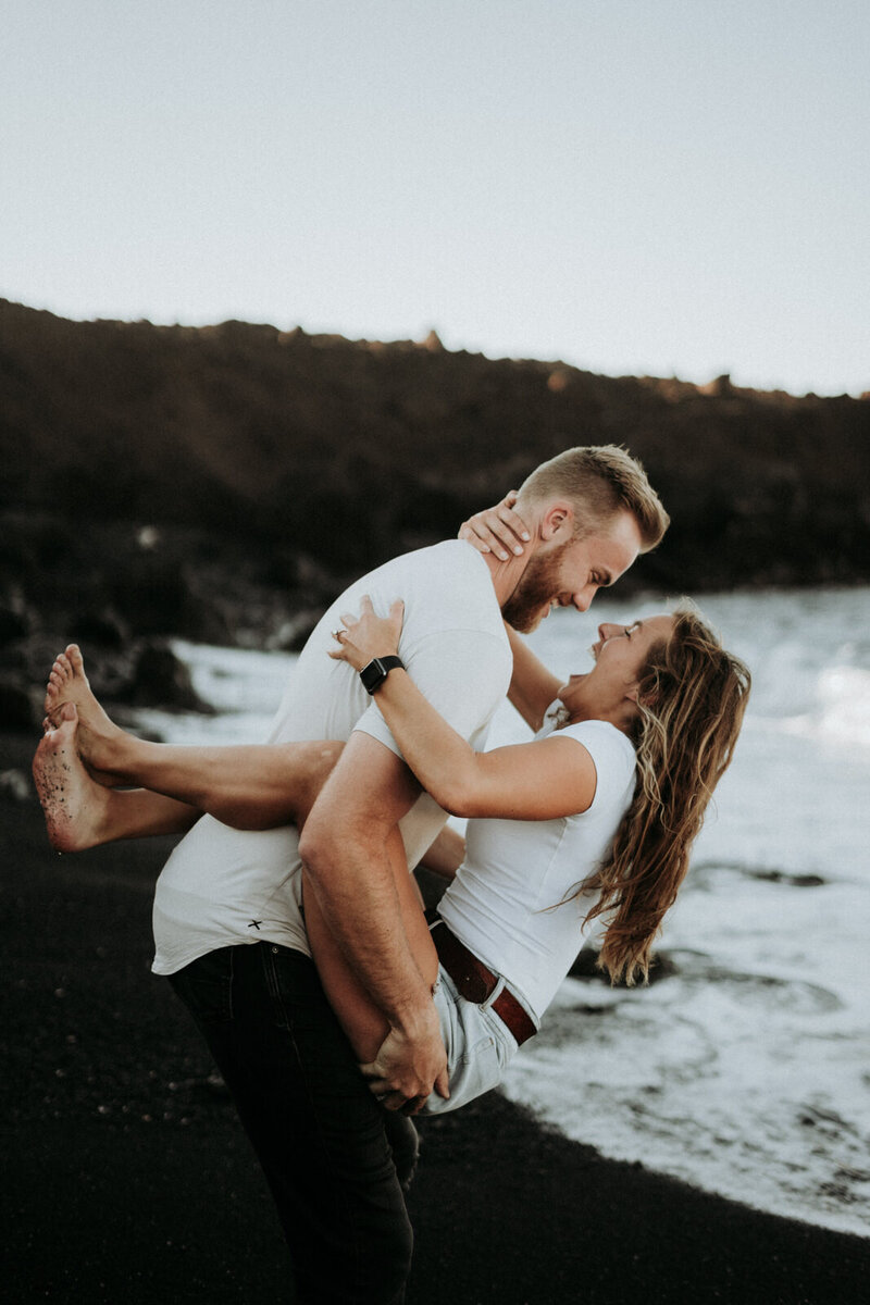 thewanderingb-hawaii-couples-engagement-photographer-51