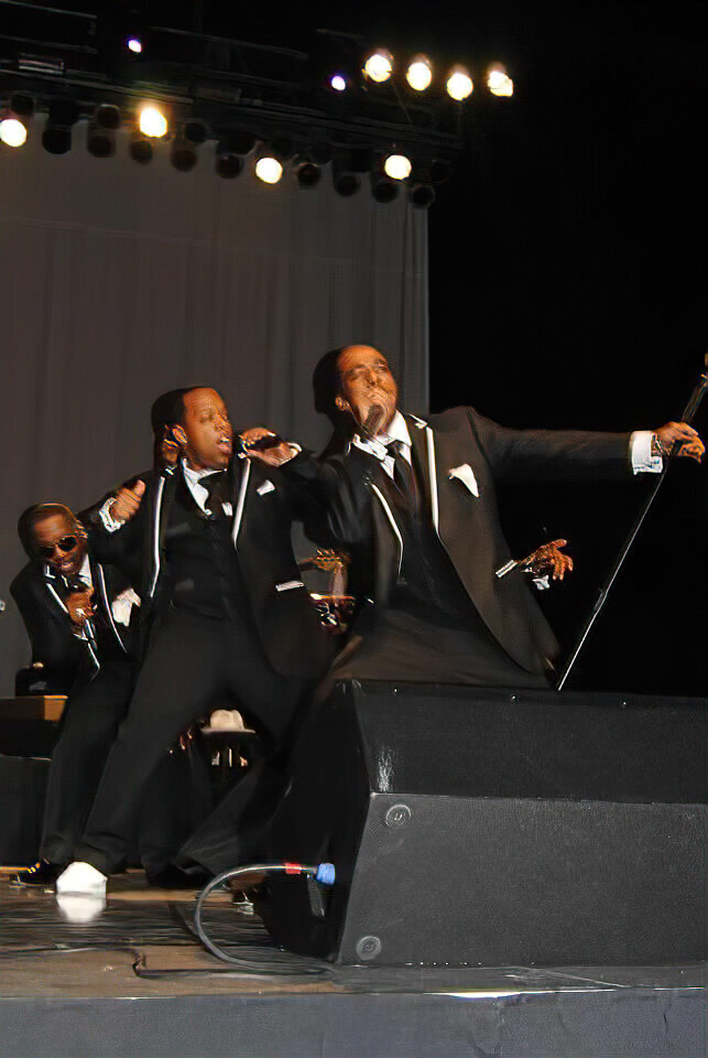 New Edition performs at  All 6 Concert
