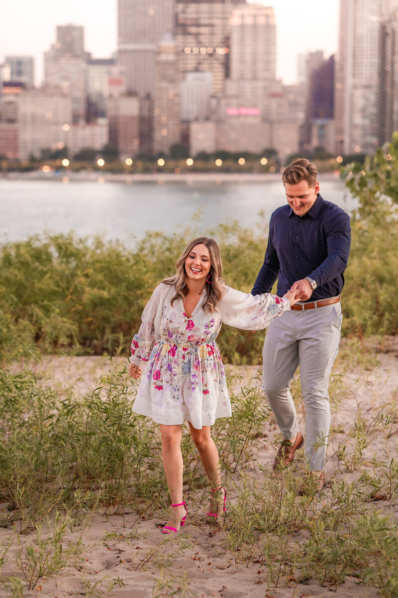 north-avenue-pier-engagement-session (18)