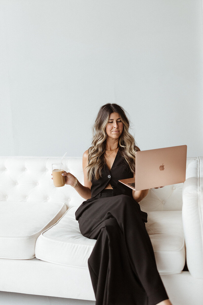 Shea writing high-converting sales page copy that sells