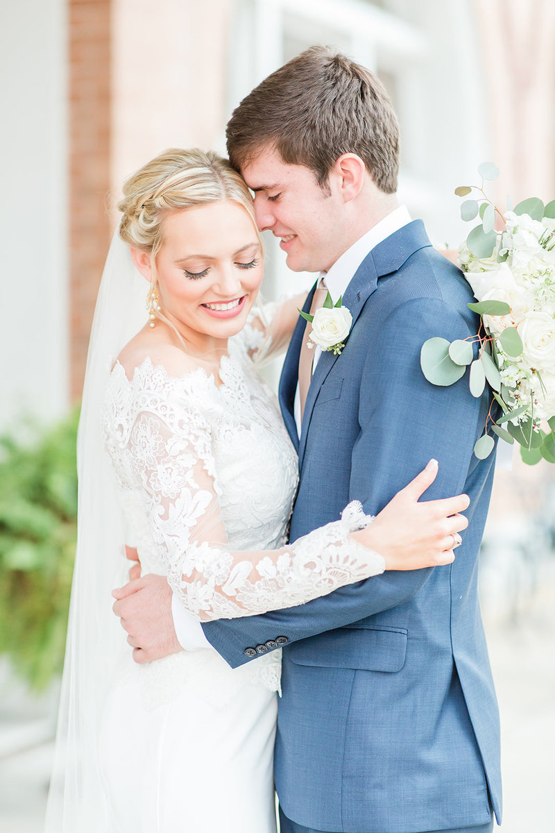 The-Grand-Opera-House-Crowley-Louisiana-Wedding_40