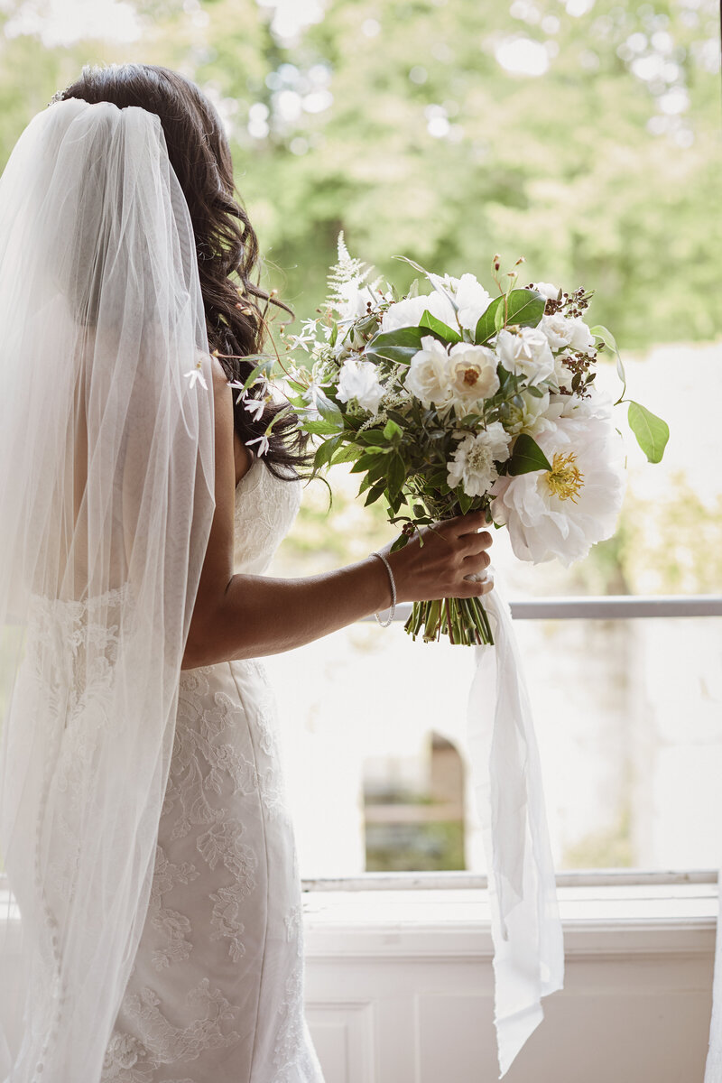 Lily Paloma-Best-wedding-florist-in-France (5)