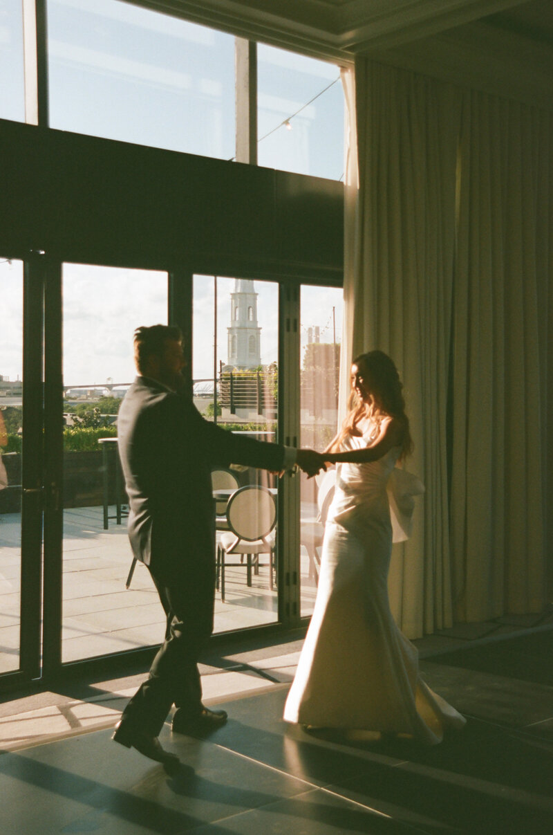 sarah-josh-wedding-elizabeth-sellers-photo-581