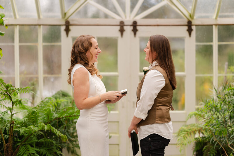 Bellingham-Wedding-Photographer_LGBTQ_Christiansons-Nursery_Caylie-Mash_02