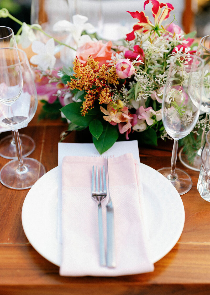 Tropical centerpiece