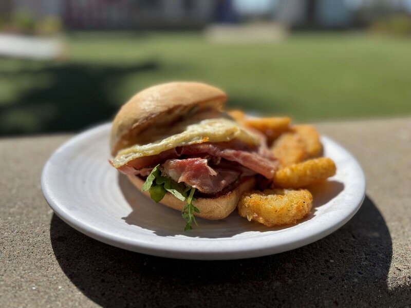 BasinBistro_BreakfastSandwich