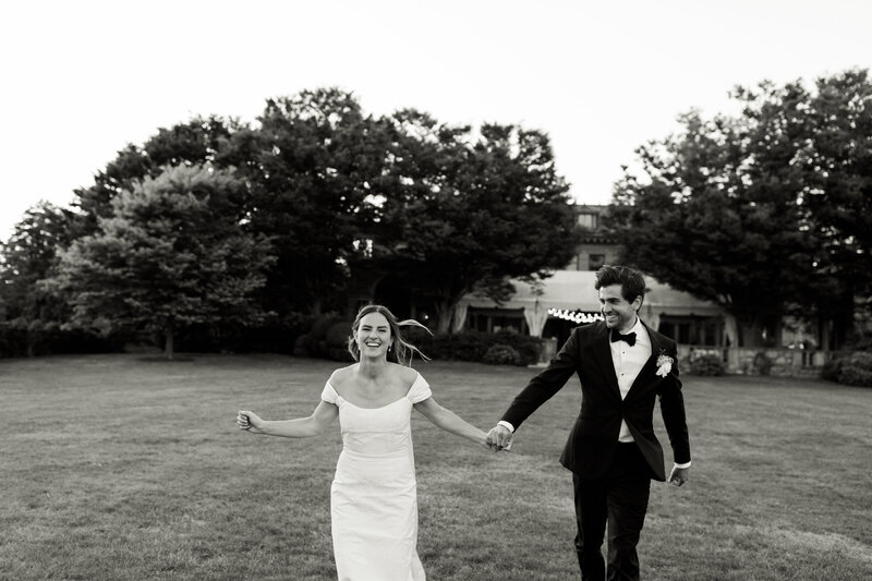 Bride and Groom run during Golden Hour at Eolia Mansion at Harkness Memorial Park Photography by Melanie Ruth Photography