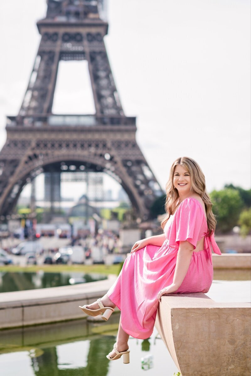 wedding planner from Ohio in Paris near Eiffel Tower