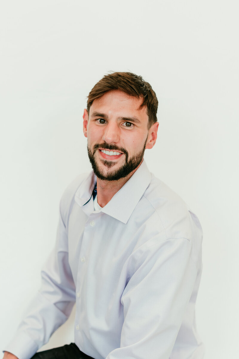 Friendly and approachable headshot of a Minnesota professional for business use.