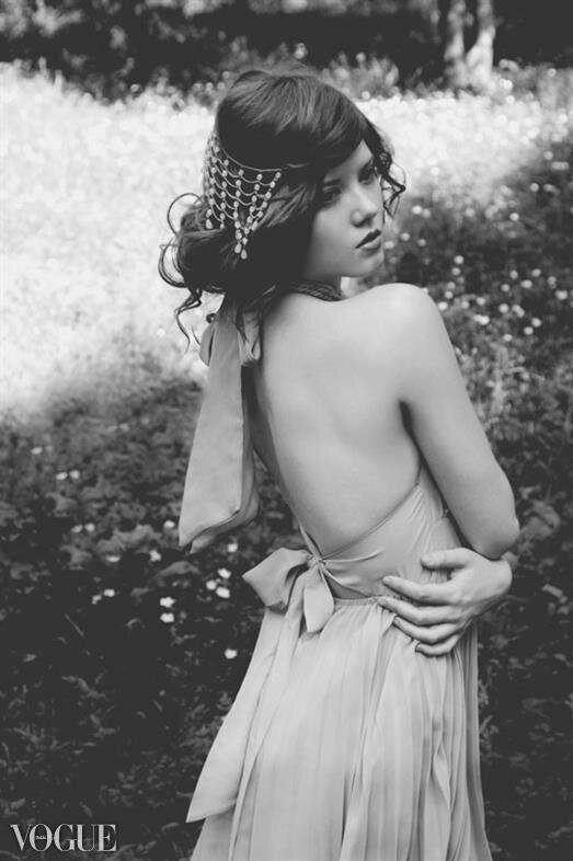 Edie_O'Brien _Styles_VOGUE_field
