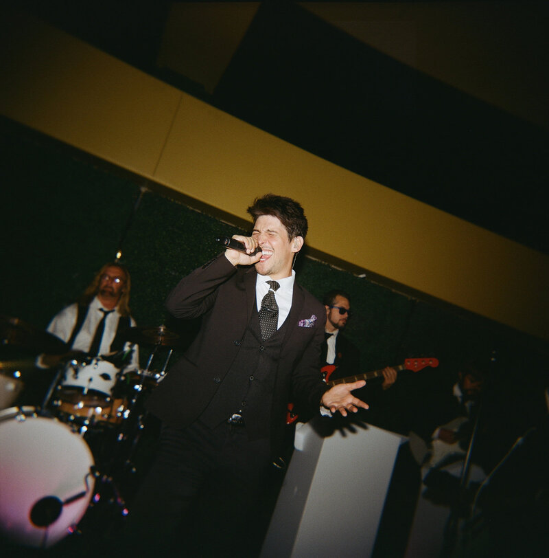 1143-CM-Wedding-Reception Party