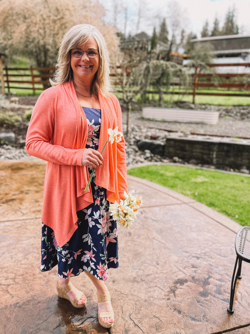 Tina, creative and co-owner of Ever Blooming Floral.
