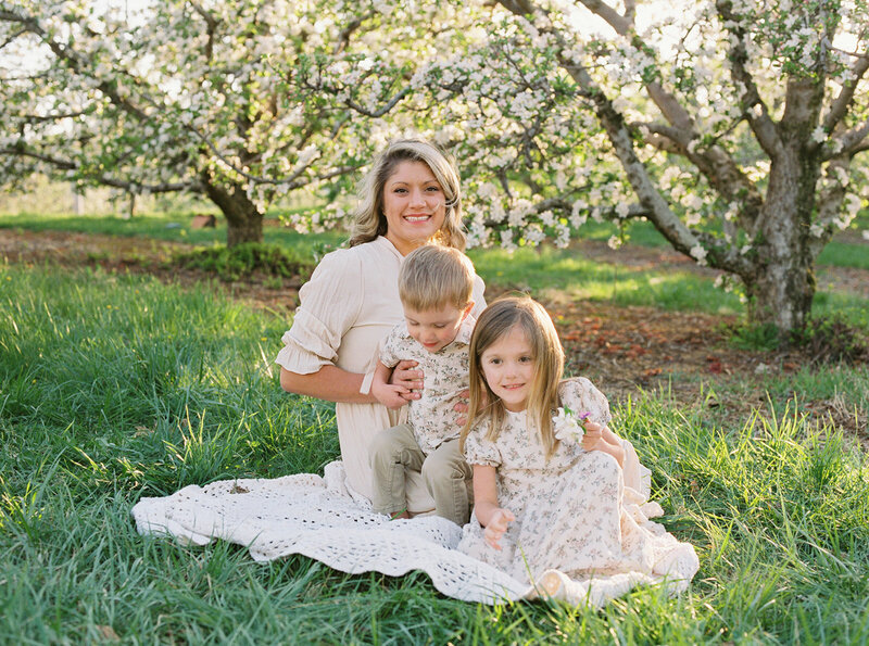 Mom and kids portraits