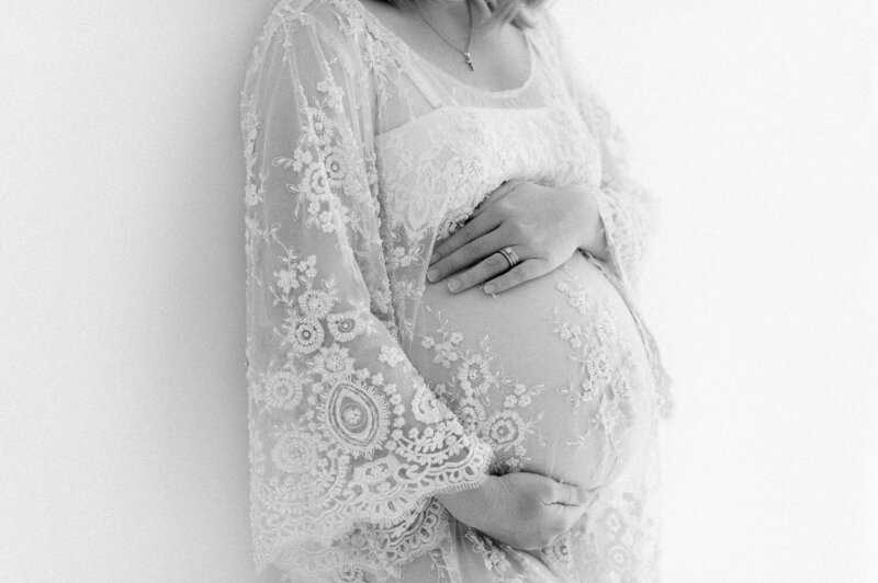 Sutherland Shire Sydney Maternity Photography Sarah Vassallo-Showit Website NEARLY FULL SCREEN 1500px wide-51