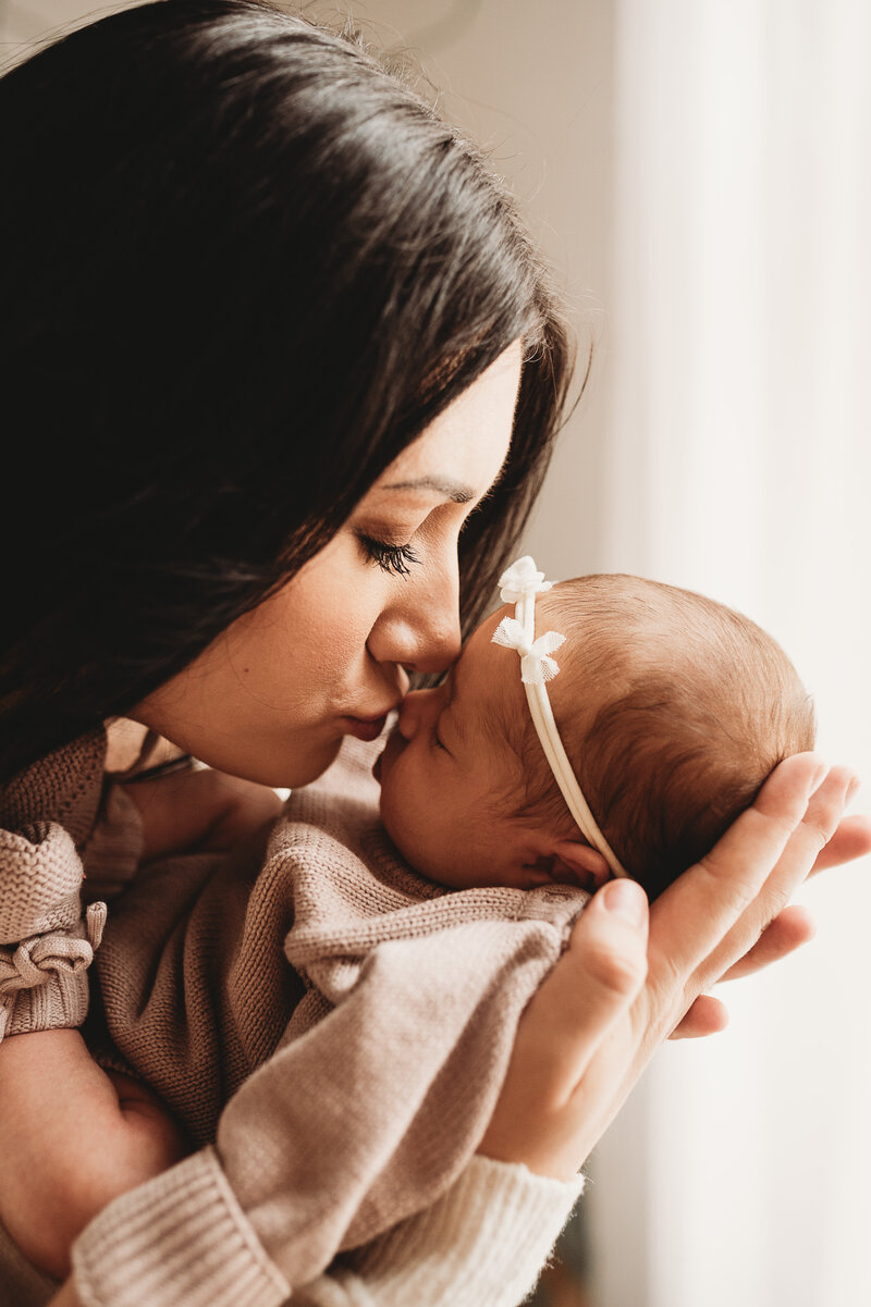 bruner-newborn-bismarck-studio-46