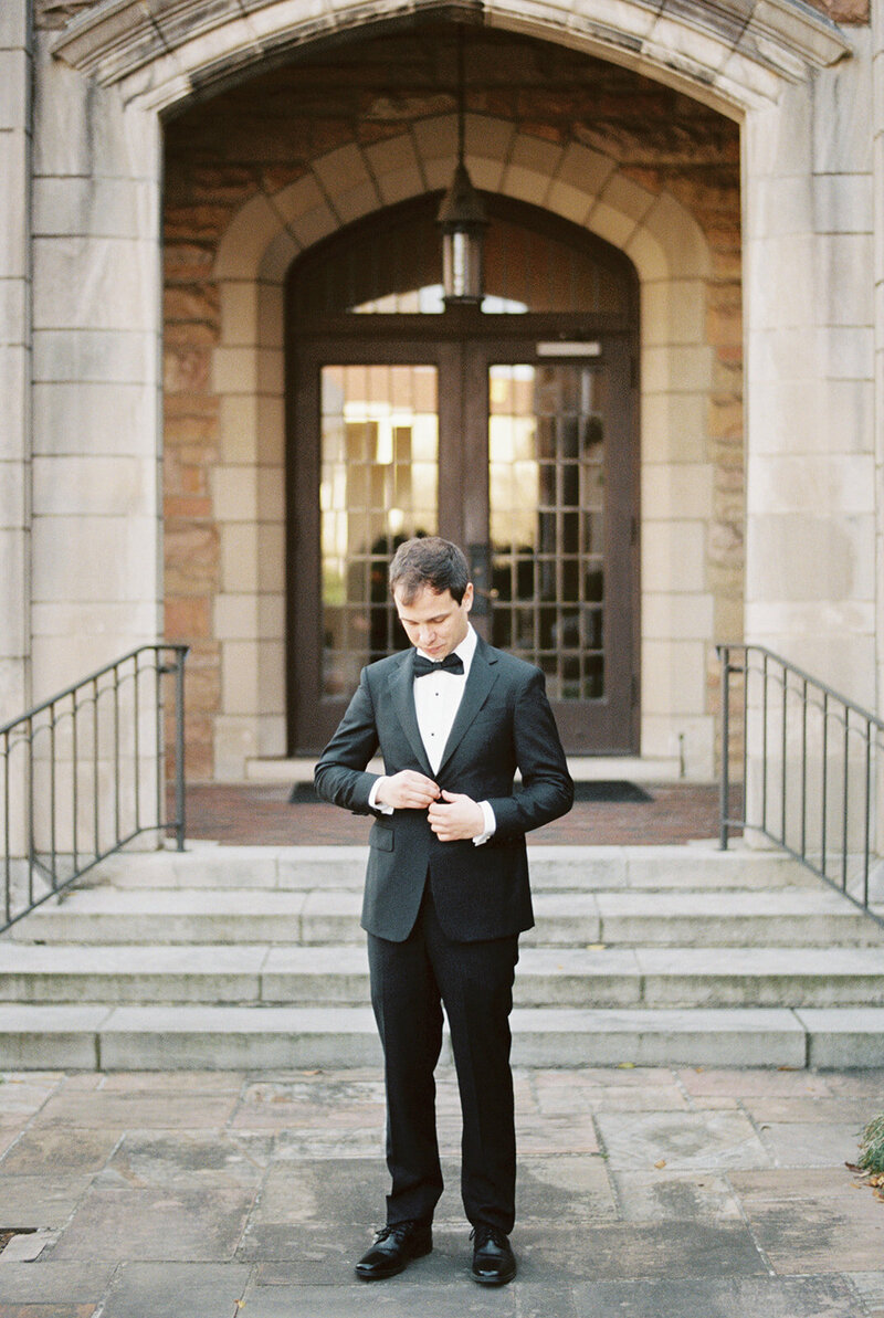 shelby-willoughby-groomsmen-groom-portraits-13