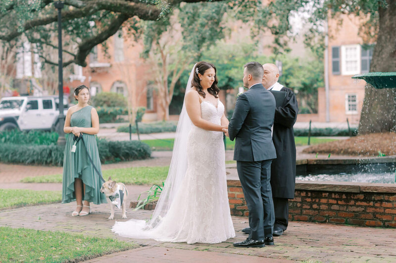 Savannah_Elopement_in_Columbia_Square0008
