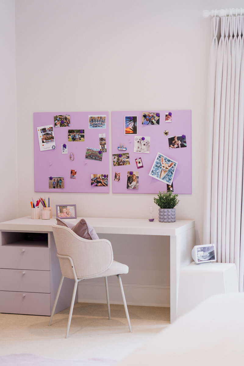 pinkroom222024