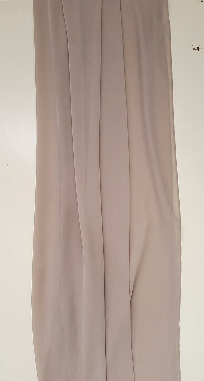 Chiffon table runner - Taupe-Rori Ranch Rentals