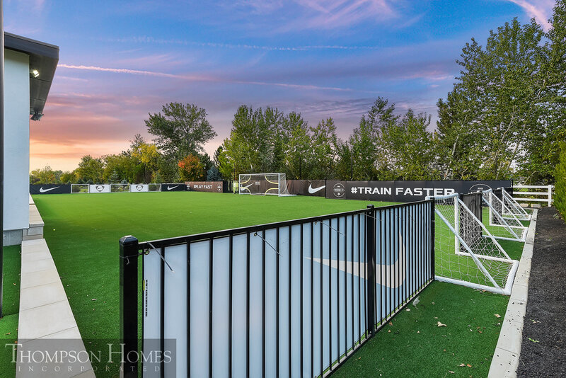 Thompson-Homes-Axis-Modern-Idaho-Luxury-Custom-Home-Builder-30