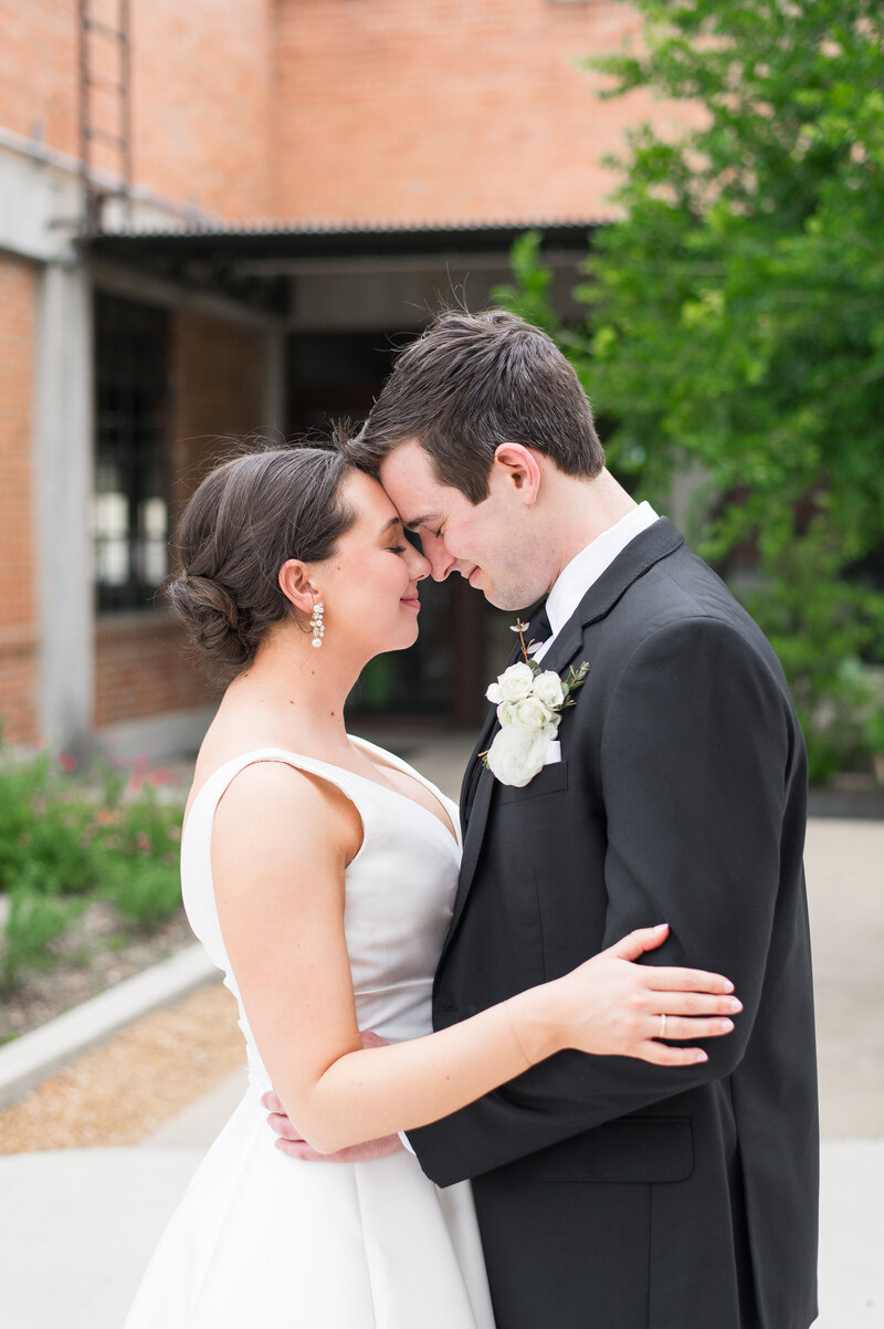 Bread & Butter Events Co Faith Based Joyful Weddings and Event Plannign in Austin Texas Emily & David Photo 12