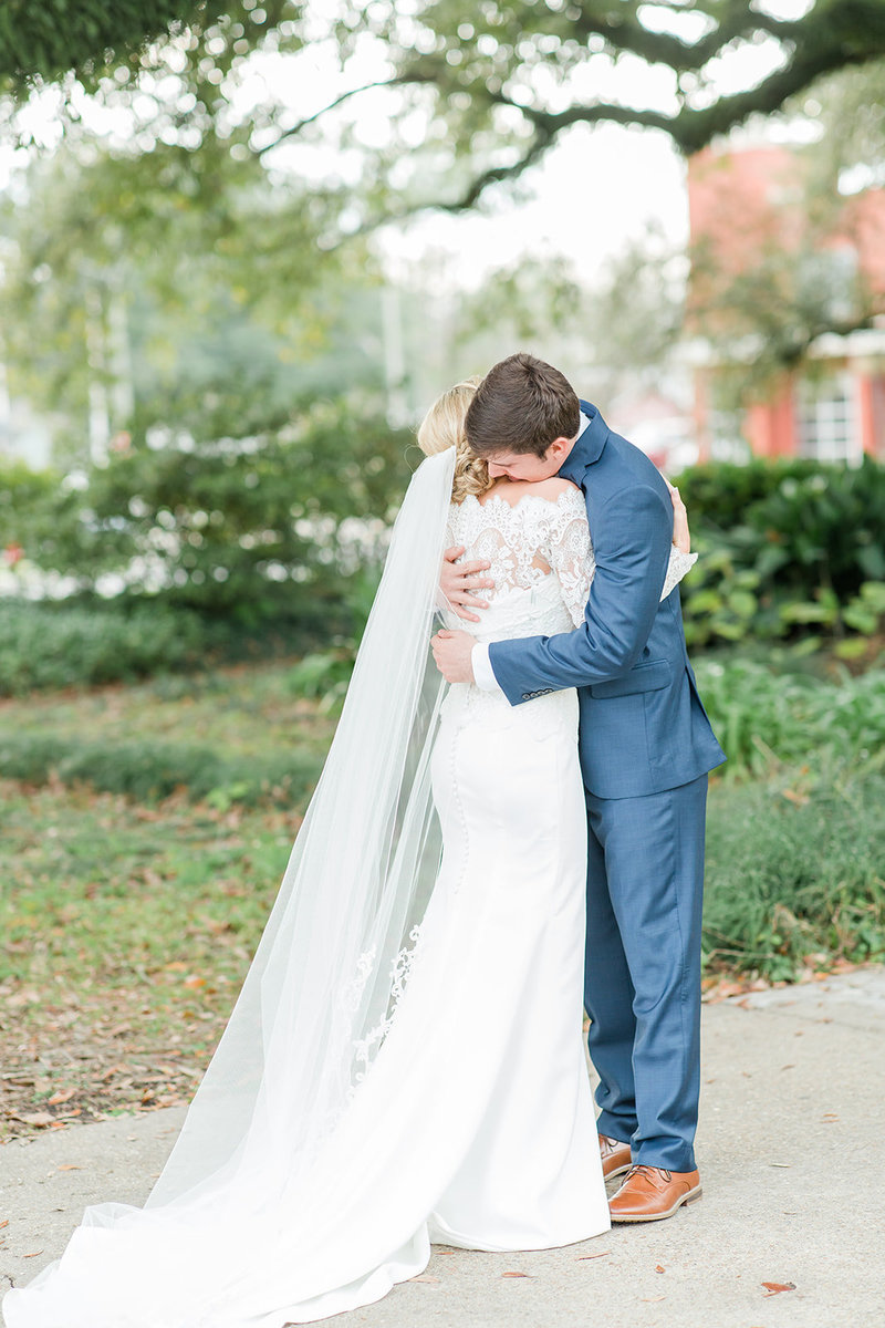The-Grand-Opera-House-Crowley-Louisiana-Wedding_18