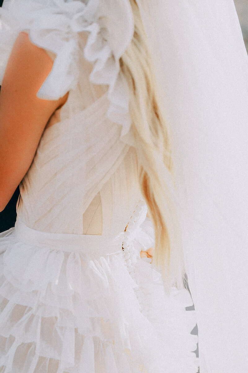 Bridesmaid-dress-inspiration-champagne-gold-utah-wedding-inspiration-1