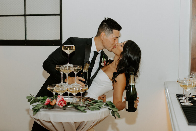 tinsmith-wedding-photos-madison-sarah-glick-329