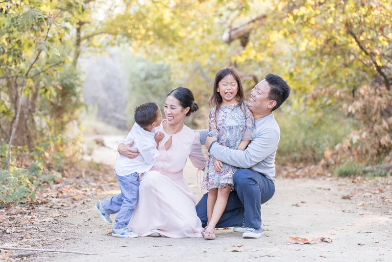 Kangfamily-fallminisession-whitingranchhikingtrail-orangecounty-0006