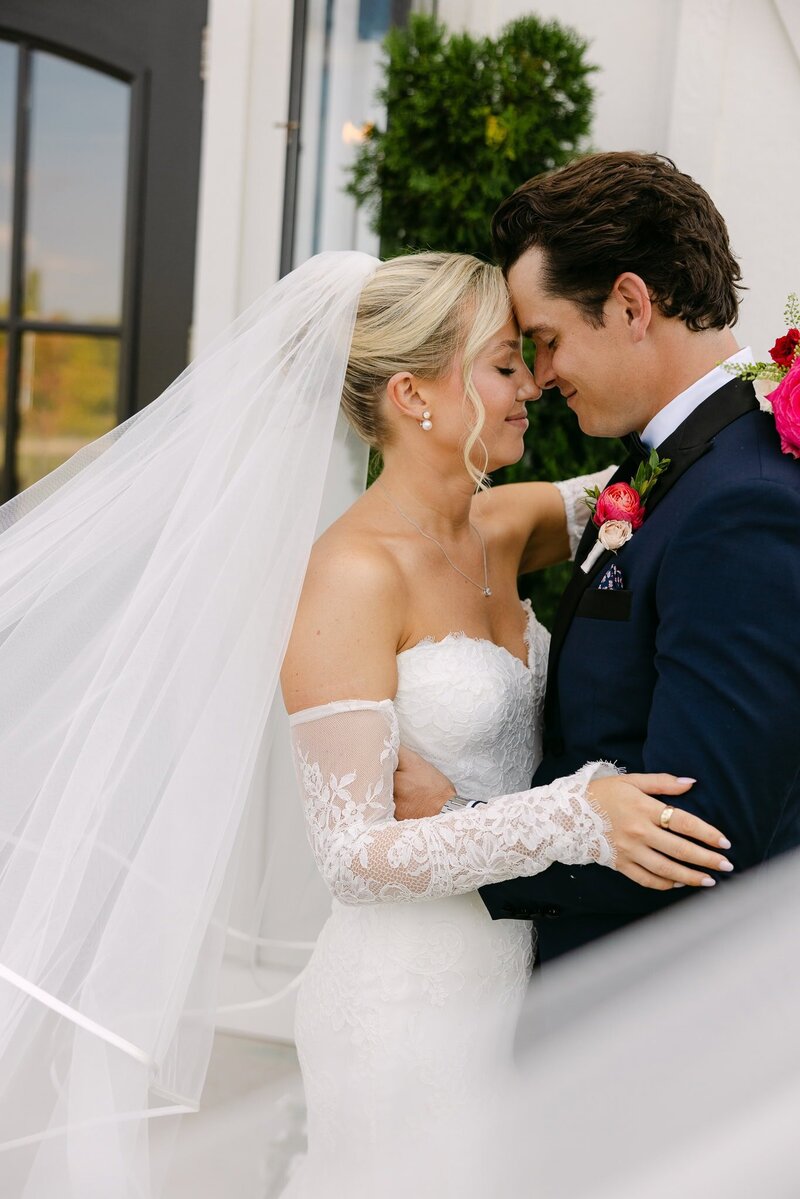 grand rapids wedding photographer