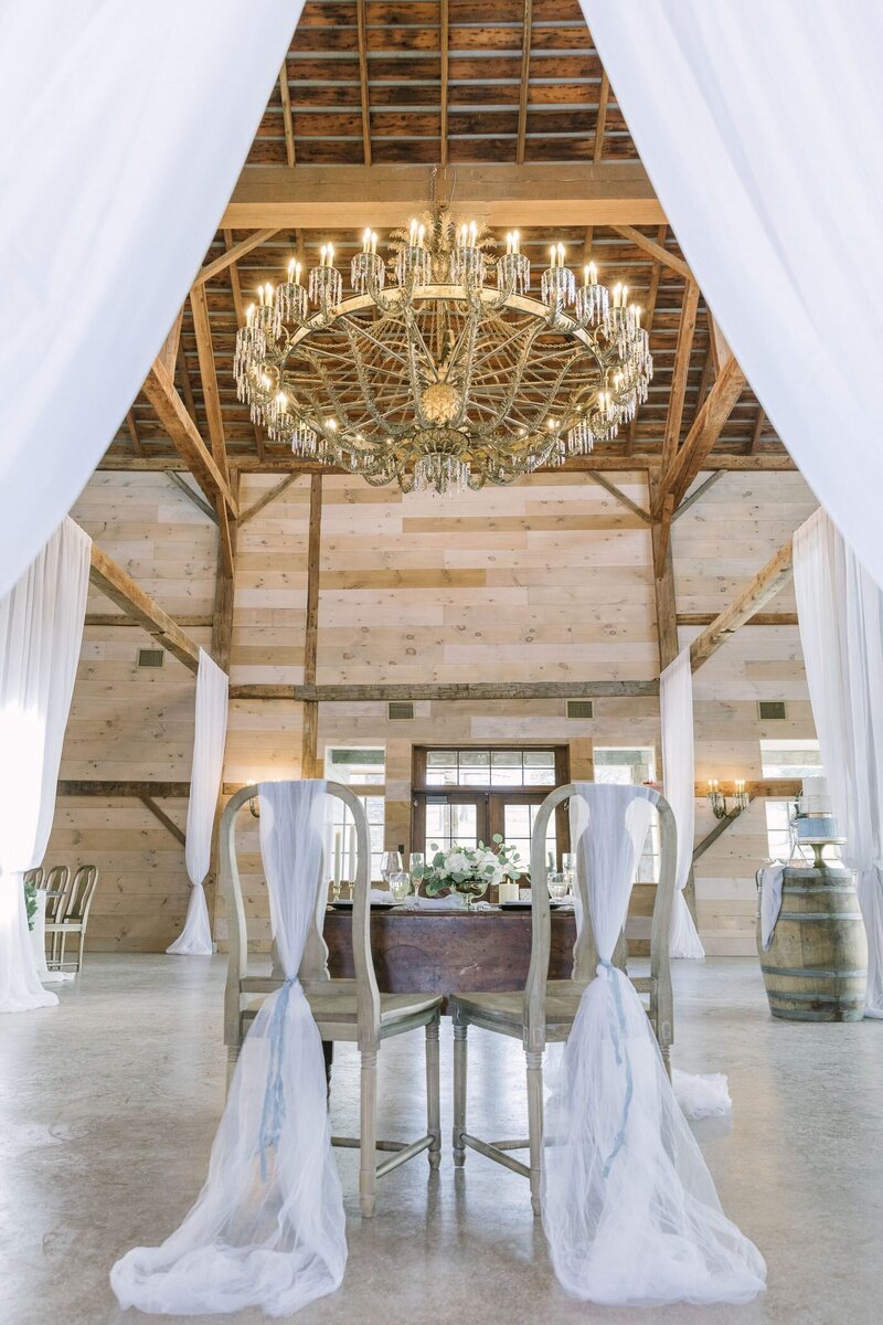 the-sablewood-at-highview-springs-wedding-barn-post-beam-new-york-events-venue-00005-1400x2100