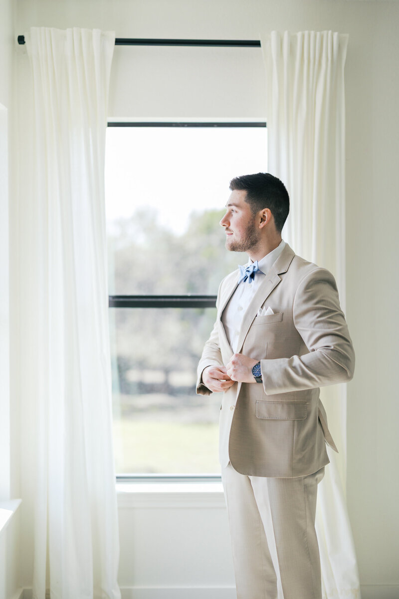 film-and-digital-dallas-wedding-photographer