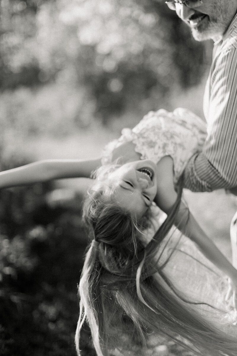 Studio Kids Portraits in Black and White | Hannah Rose Gray, image size:800x1200