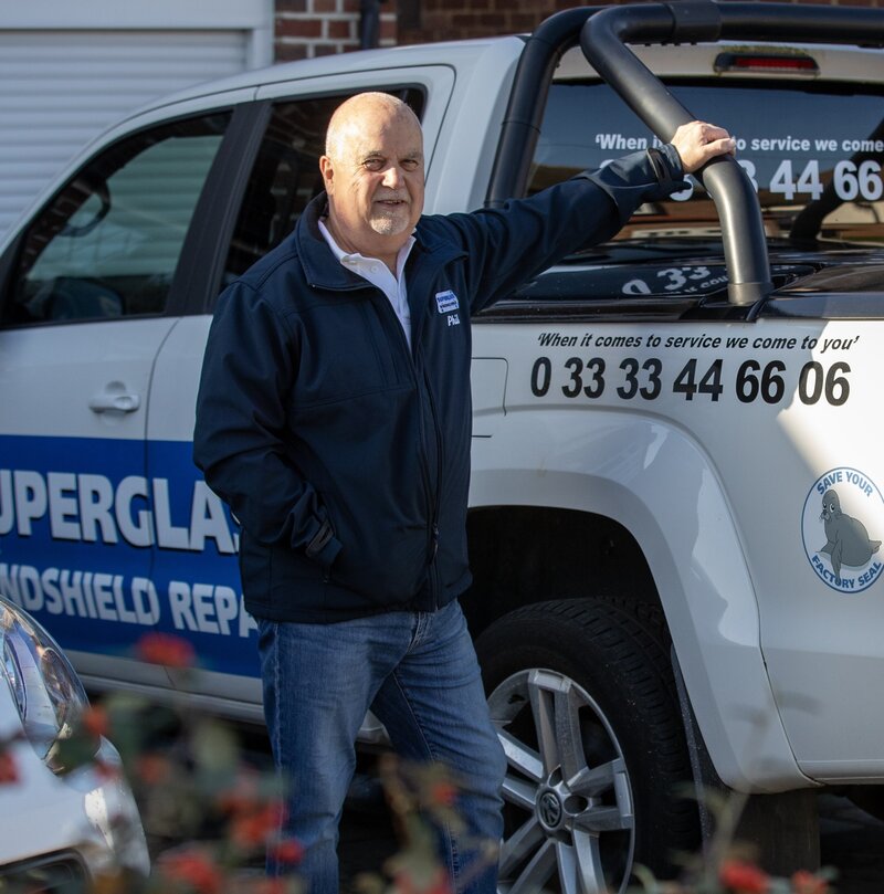 Superglass UK Franchise Owner repairing windscreen