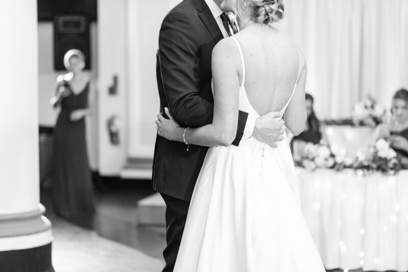 Downtown Fort Wayne Wedding Indiana Wedding Photographer