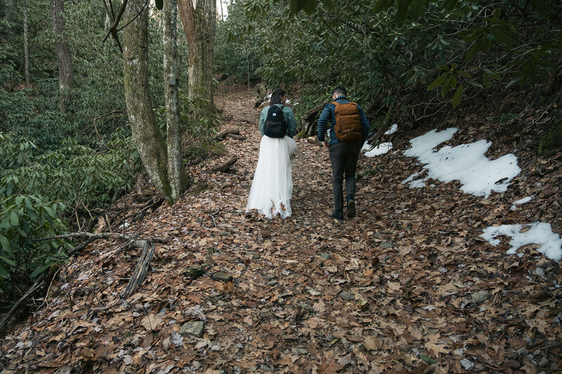 Hiking-Adventure-Elopement