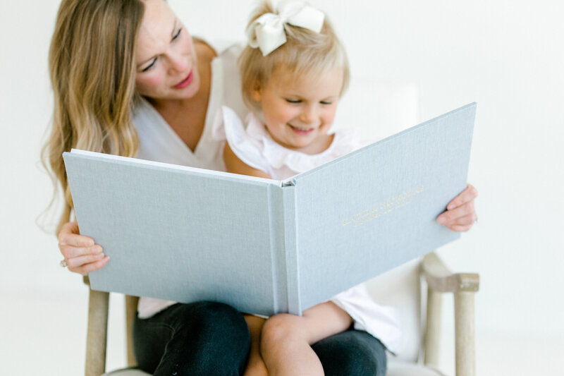 Lumen Room Heirloom Family Shoot | Sami Kathryn Photography | Dallas Portrait Photographer-95