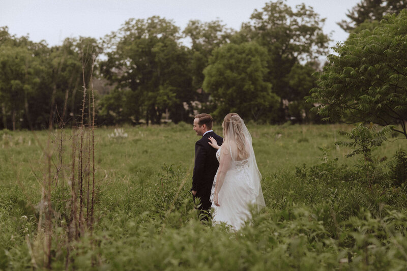 madison-aldo-leopold-outdoor-wedding-nikki-n-photography-073
