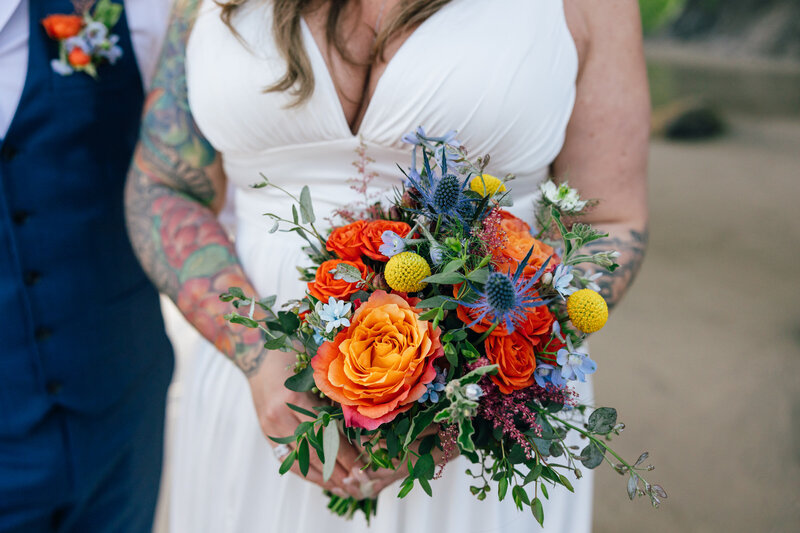 Oregon-Coast-Elopement-Bouquet