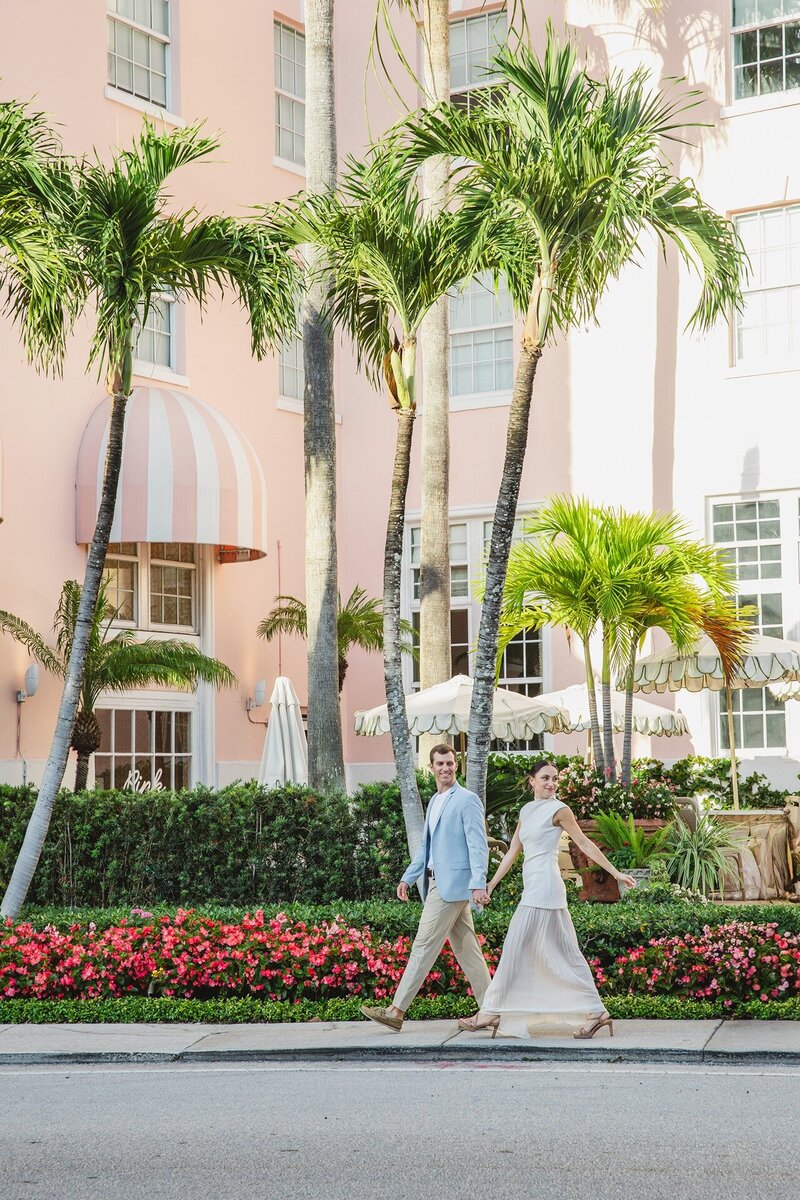 south-florida-engaged-couple-walking