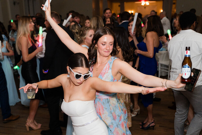 wedding-dance-floor-bride-dancing-1